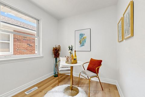 Photo 18 at 20 Doonaree Drive, Donalda, Toronto