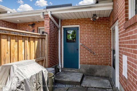 Photo 44 at 20 Doonaree Drive, Donalda, Toronto