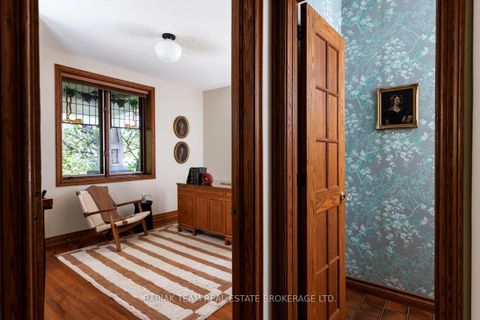 Photo 18 at 187 Ellis Avenue, Swansea, Toronto