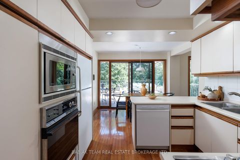 Photo 23 at 187 Ellis Avenue, Swansea, Toronto