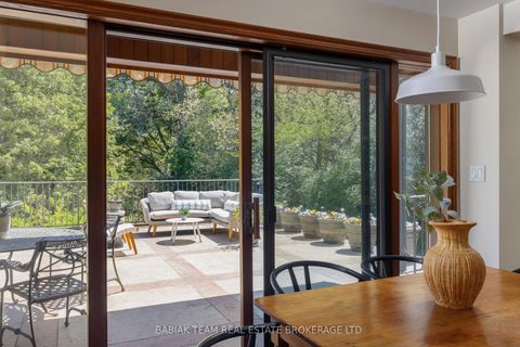 Photo 35 at 187 Ellis Avenue, Swansea, Toronto