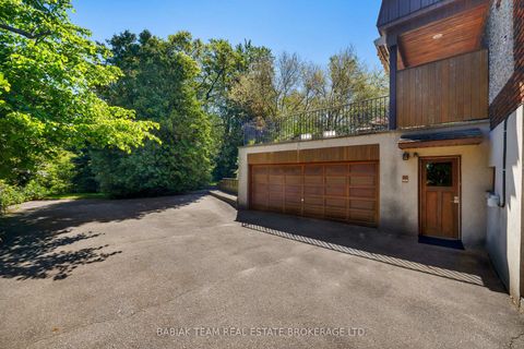 Photo 42 at 187 Ellis Avenue, Swansea, Toronto