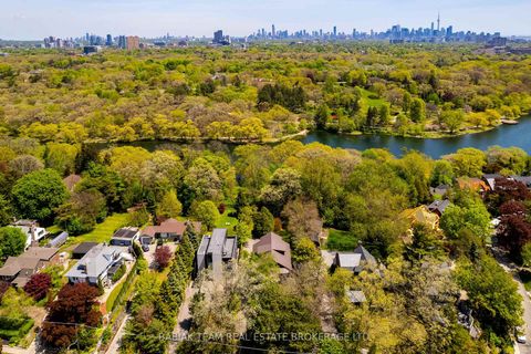 Photo 46 at 187 Ellis Avenue, Swansea, Toronto