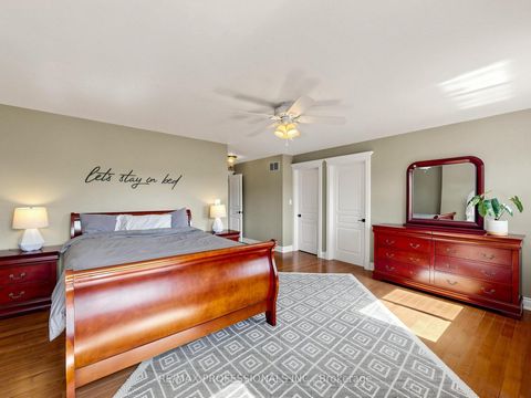 Photo 14 at 25 Waltham Drive, Beaumonde Heights, Toronto