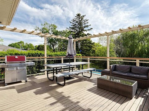 Photo 33 at 25 Waltham Drive, Beaumonde Heights, Toronto