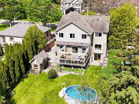 Photo 35 at 25 Waltham Drive, Beaumonde Heights, Toronto
