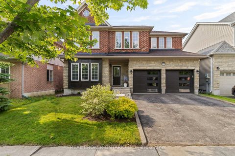 Photo 1 at 17 CRANBERRY Lane, 400 West, Barrie