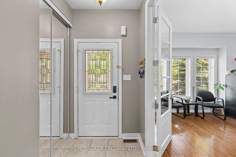 Photo 3 at 17 CRANBERRY Lane, 400 West, Barrie