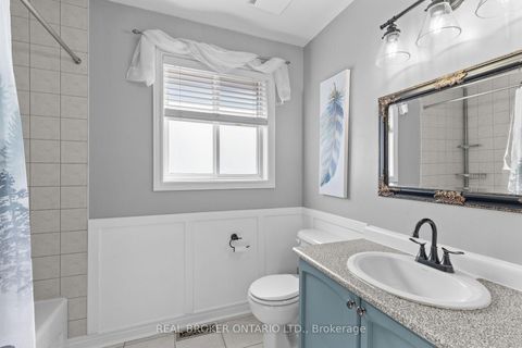 Photo 17 at 17 CRANBERRY Lane, 400 West, Barrie