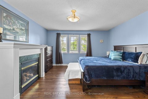 Photo 21 at 17 CRANBERRY Lane, 400 West, Barrie