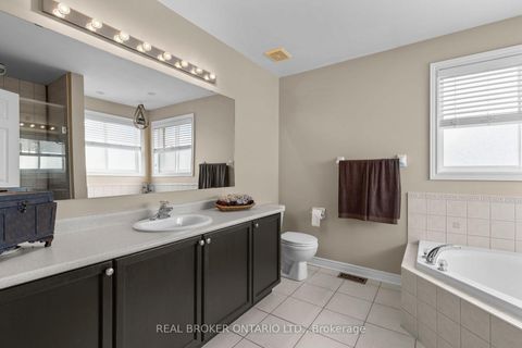 Photo 24 at 17 CRANBERRY Lane, 400 West, Barrie