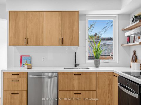 Photo 6 at 67 Day Avenue, Davenport, Toronto