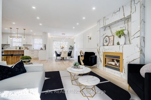 Photo 8 at 15 Crossburn Drive, Don Mills, Toronto