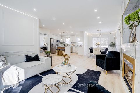Photo 9 at 15 Crossburn Drive, Don Mills, Toronto