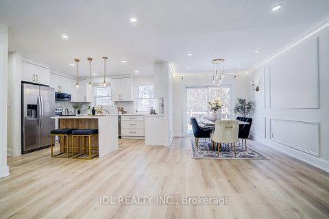 Photo 10 at 15 Crossburn Drive, Don Mills, Toronto