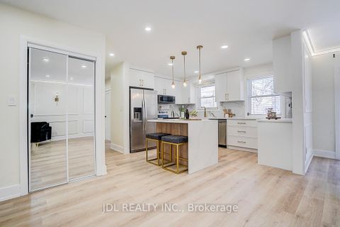 Photo 16 at 15 Crossburn Drive, Don Mills, Toronto