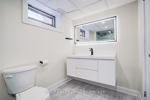 Photo 42 at 15 Crossburn Drive, Don Mills, Toronto