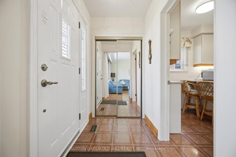Photo 3 at 99 Scarden Avenue, Sullivan, Toronto