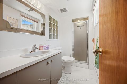 Photo 33 at 99 Scarden Avenue, Sullivan, Toronto