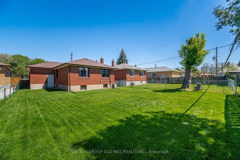 Photo 37 at 99 Scarden Avenue, Sullivan, Toronto