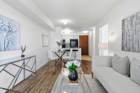Photo 2 at 1702 - 35 Bales Avenue, Willowdale East, Toronto