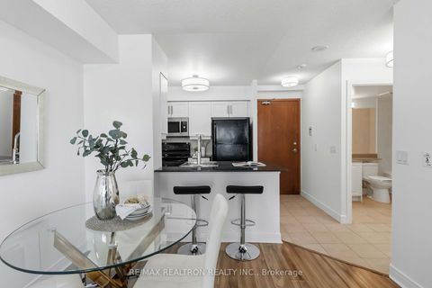 Photo 3 at 1702 - 35 Bales Avenue, Willowdale East, Toronto