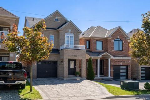 Photo 1 at 104 White Beach Crescent, Patterson, Vaughan