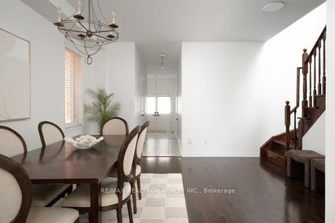 Photo 14 at 104 White Beach Crescent, Patterson, Vaughan