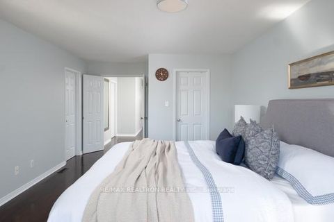 Photo 23 at 104 White Beach Crescent, Patterson, Vaughan