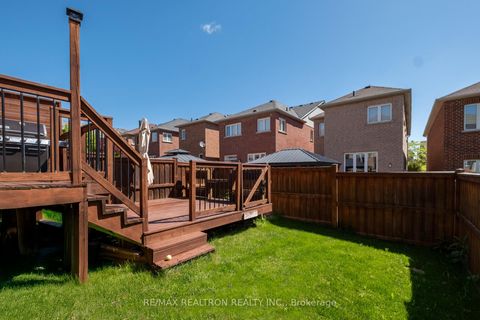 Photo 38 at 104 White Beach Crescent, Patterson, Vaughan