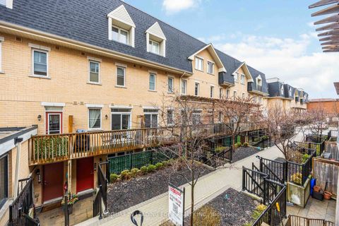 Photo 4 at 121 - 380 Hopewell Avenue, Belgravia, Toronto