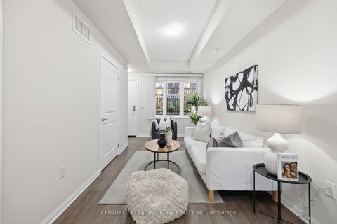 Photo 15 at 121 - 380 Hopewell Avenue, Belgravia, Toronto