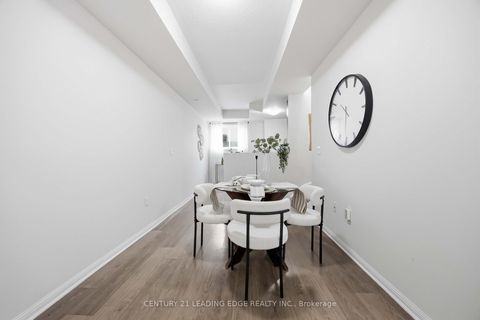 Photo 18 at 121 - 380 Hopewell Avenue, Belgravia, Toronto