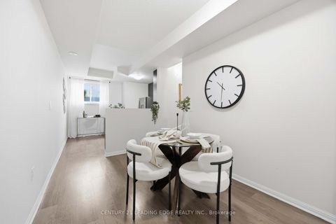 Photo 19 at 121 - 380 Hopewell Avenue, Belgravia, Toronto