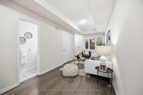 Photo 22 at 121 - 380 Hopewell Avenue, Belgravia, Toronto