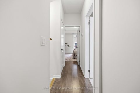 Photo 34 at 121 - 380 Hopewell Avenue, Belgravia, Toronto