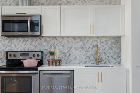 Photo 9 at 216 - 70 Distillery Lane, Waterfront Communities C8, Toronto