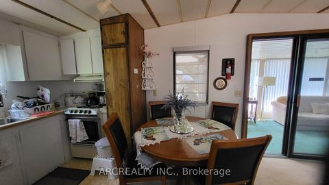 Photo 6 at 16 Chickadee Court, Pefferlaw, Georgina