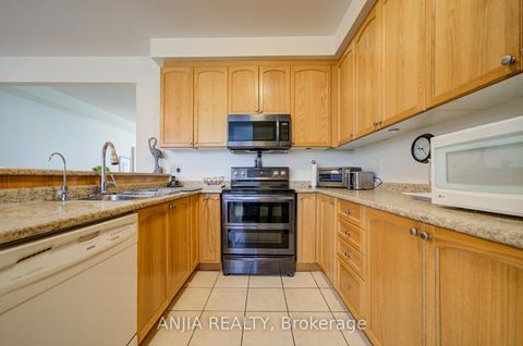 Photo 14 at 6926 14th Avenue, Box Grove, Markham