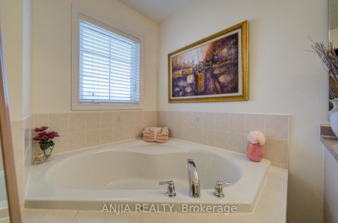 Photo 31 at 6926 14th Avenue, Box Grove, Markham