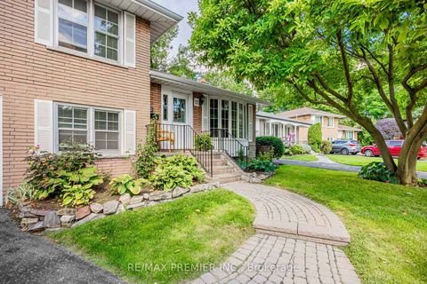 Photo 3 at 21 Halbadier Place, City Centre West, Toronto
