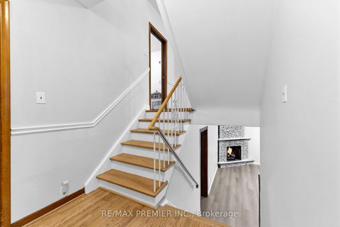 Photo 37 at 21 Halbadier Place, City Centre West, Toronto