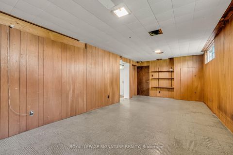 Photo 24 at 18 Verlaine Place, Bendale, Toronto