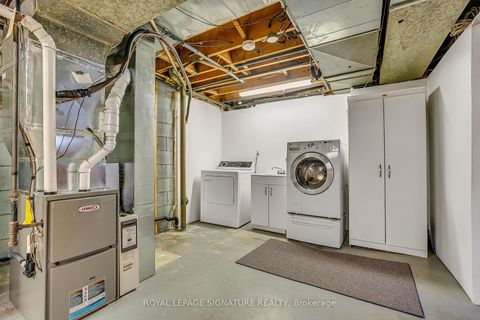 Photo 27 at 18 Verlaine Place, Bendale, Toronto