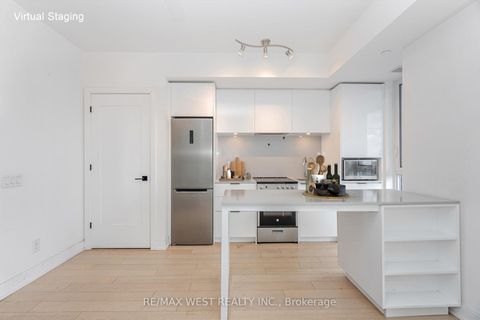 Photo 2 at 4007 - 70 Annie Craig Drive, Mimico, Toronto