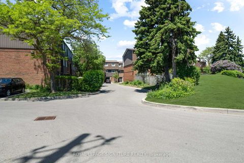 Photo 1 at 14 - 3100 Kingston Road, Cliffcrest, Toronto