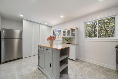 Photo 12 at 14 - 3100 Kingston Road, Cliffcrest, Toronto