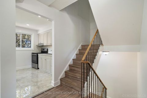 Photo 14 at 14 - 3100 Kingston Road, Cliffcrest, Toronto