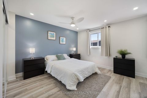 Photo 16 at 14 - 3100 Kingston Road, Cliffcrest, Toronto