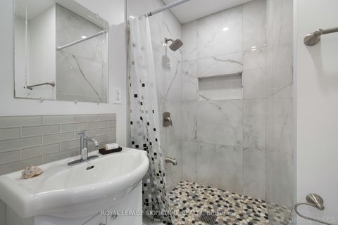Photo 18 at 14 - 3100 Kingston Road, Cliffcrest, Toronto
